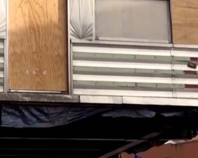 diner-moved-to-steiner-studios-for-production-use