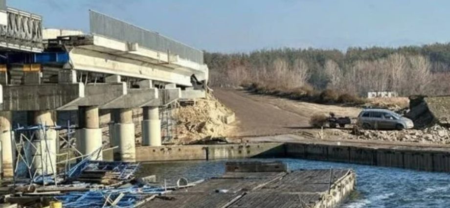 some-13,000-ukrainians-at-risk,-3,500-can’t-evacuate-alone:-russia-strikes-dam-that-was-once-kharkiv’s-“road-of-life”