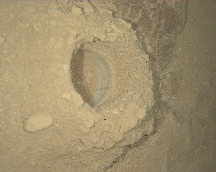 curiosity-blog,-sols-4731-4742:-finishing-up-at-nevado-sajama