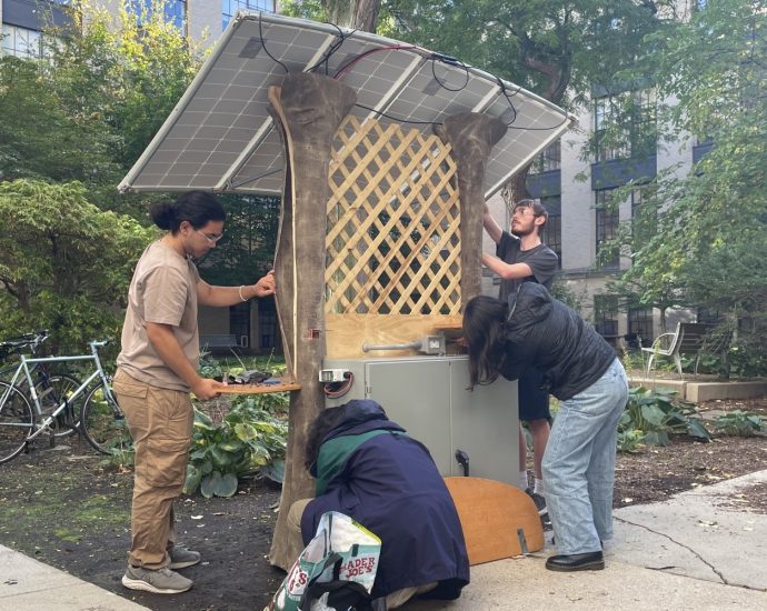 resurrecting-an-mit-“learning-by-doing”-tradition:-neet-scholars-install-solar-powered-charging-station