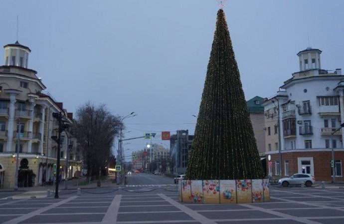 putin’s-new-year-speech-will-play-on-screens-at-spot-where-russia’s-bombs-killed-600-ukrainian-civilians-in-mariupol