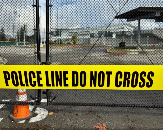 student-killed,-suspect-in-custody-in-kentucky-state-university-shooting