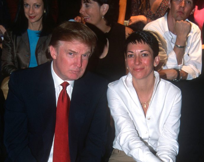 judge-moves-to-unseal-maxwell-grand-jury-records