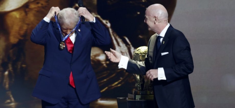 fifa’s-gianni-infantino-faces-ethics-complaint-over-the-traitor-peace-prize