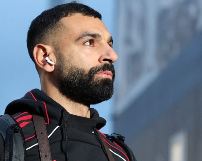 mohamed-salah:-egypt-teammates-rally-behind-unsettled-teammate-before-afcon