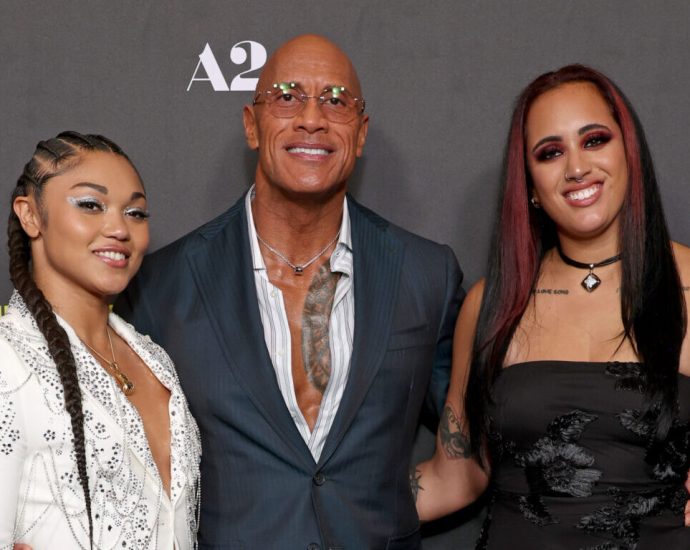 simone-johnson-goes-instagram-official-with-fellow-wwe-star-tatyanna-dumas:-‘i-am-so-lucky’