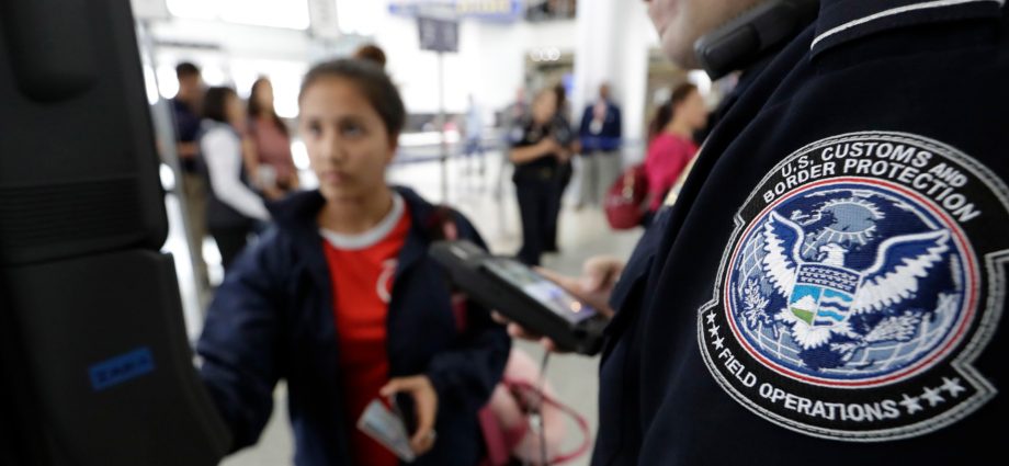 us-plans-to-ask-visitors-to-share-5-years-of-social-media-history-to-enter