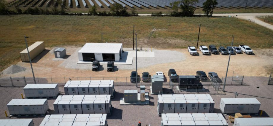 ercot’s-market-is-transitioning-toward-storage-and-solar