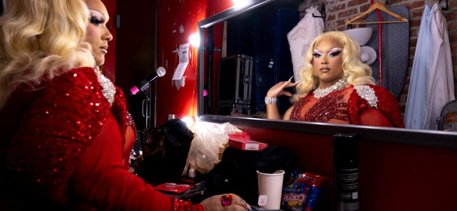 this-centuries-old-sacred-music-got-a-drag-glow-up