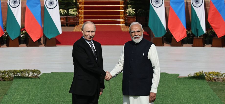 can-india-balance-its-ties-between-russia-and-the-us?