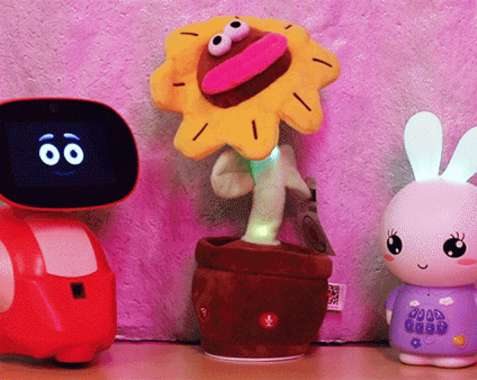 ai-powered-kids’-toys-talk-about-sex,-geopolitics-and-how-to-light-a-match,-tests-show