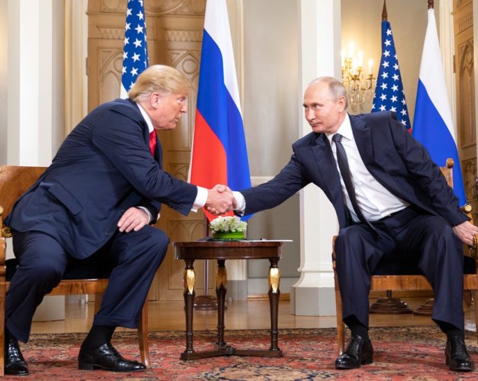 budapest-memorandum-2.0:-us-peace-plan-offers-ukraine-“assurances”,-not-guarantees-and-may-hand-former-warsaw-pact-countries-back-to-russia