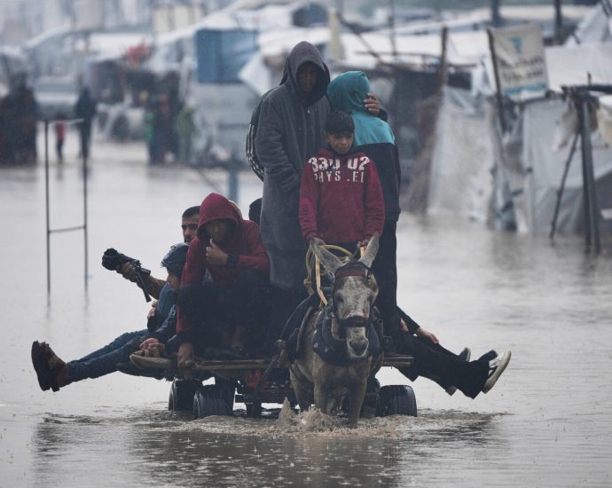 gaza’s-camps-brace-for-floods-as-israel-blocks-key-shelter-supplies
