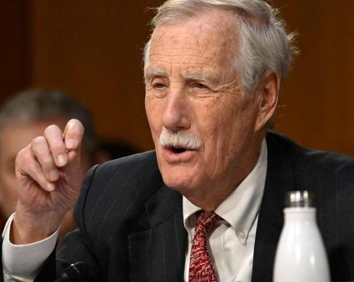 democrats-who-relented-on-shutdown-have-no-regrets-ahead-of-failed-health-care-vote