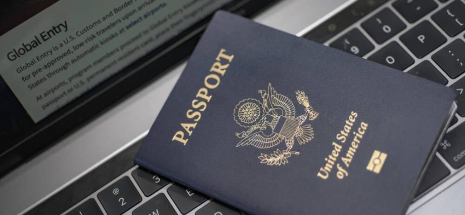 you-can-now-put-your-us-passport-into-apple-wallet-for-domestic-travel
