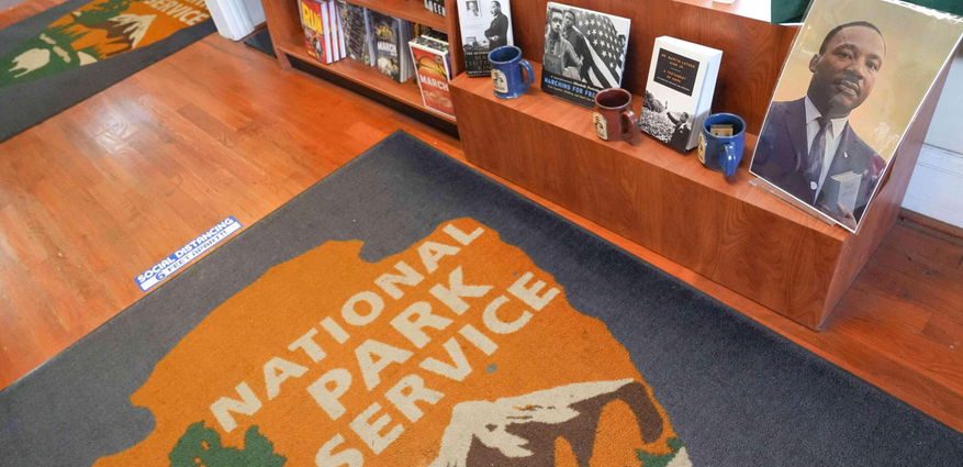 from-rosa-parks-to-national-parks:-the-traitor’s-racism-and-bigotry-demand-resistance