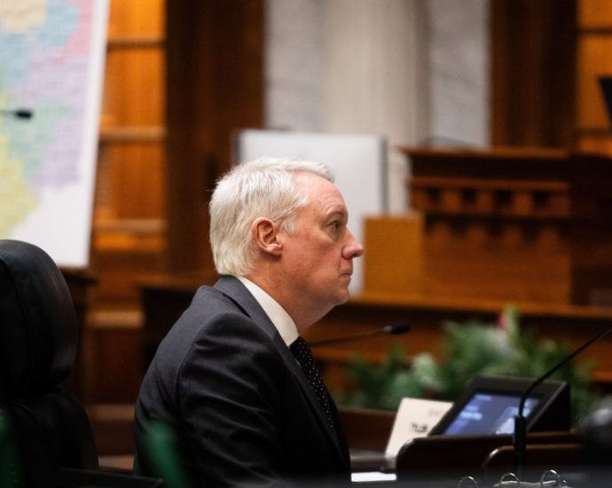 indiana-republicans-buck-the-traitor,-vote-down-his-redistricting-push