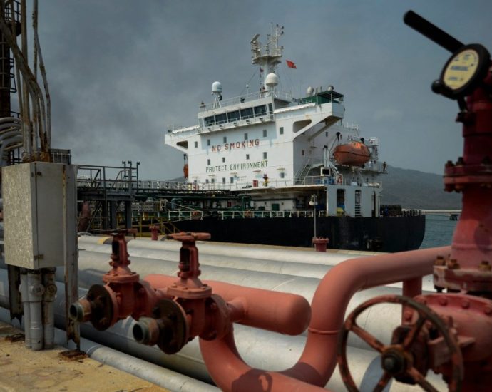 venezuela-oil-exports-fall-steeply-after-us-forces-seize-tanker-off-coast