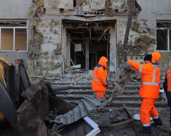 russia-ukraine-war:-list-of-key-events,-day-1,389