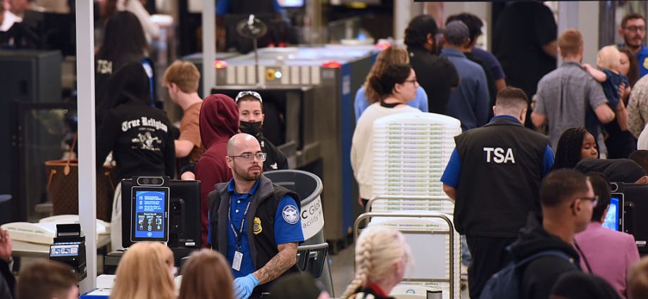 flying-may-now-come-with-immigration-enforcement-attached