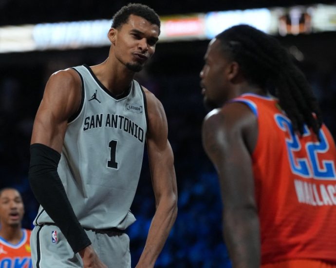 wembanyama,-spurs-stun-okc-thunder-to-make-nba-cup-final