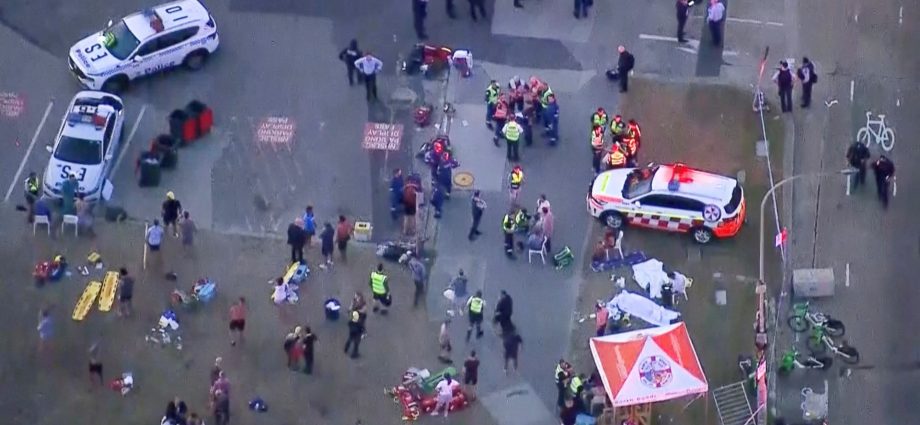 bystander-disarms-bondi-beach-gunman-during-mass-shooting-in-sydney