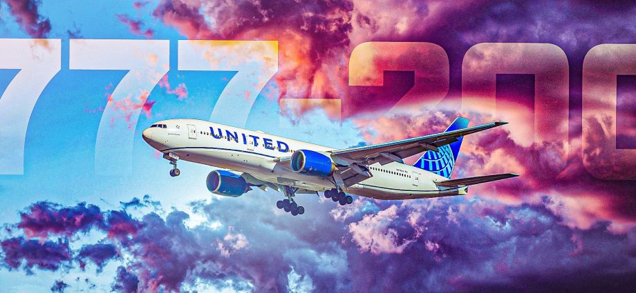 fire-erupts-near-runway-after-united-boeing-777-engine-failure-at-washington-dulles