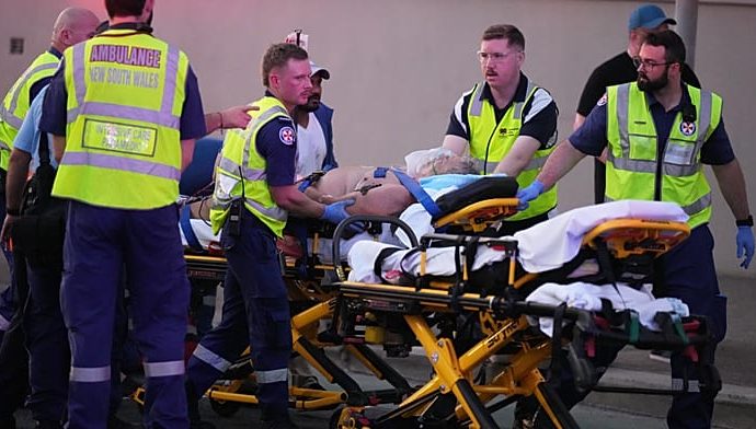 world-leaders-condemn-‘antisemitic-terror’-after-deadly-bondi-beach-shooting