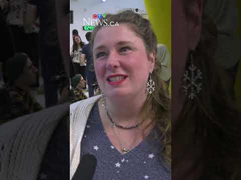 santa-visits-kids-in-hospital