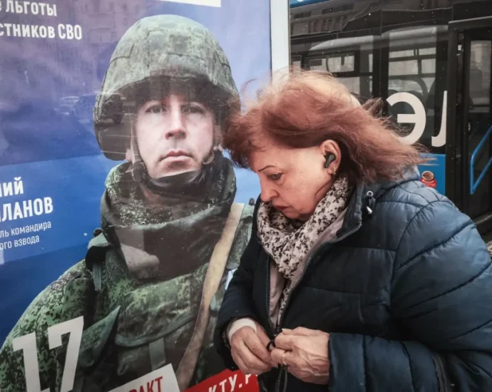 i’ve-monitored-russian-soldiers-for-35-years.-the-system-is-finally-cracking