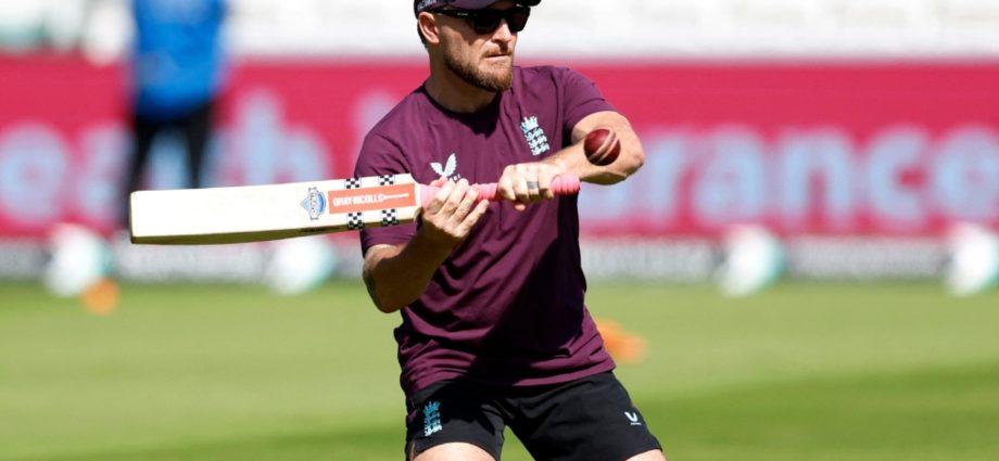 australia-look-to-seal-ashes-series-in-third-test-against-england