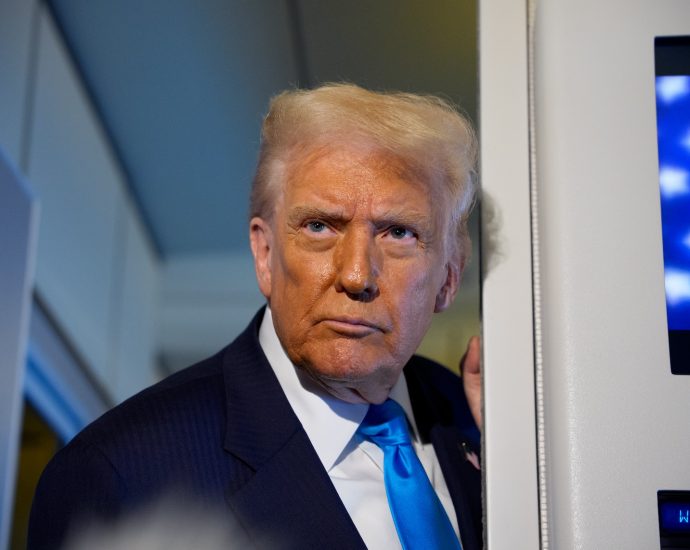 “professionals-at-cheating”:-the-traitor-claims-“truckloads”-of-evidence-that-dems-rigged-elections