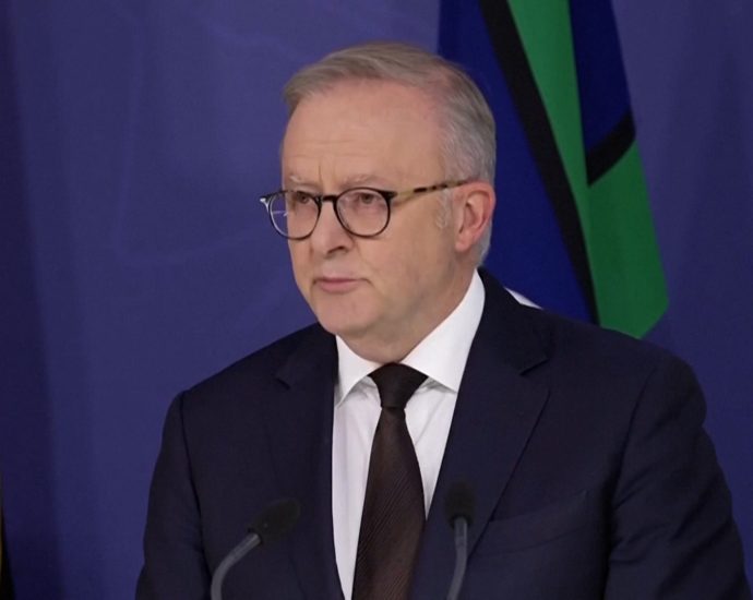 pm-albanese-calls-bondi-shooting-‘an-outrage’,-vows-to-review-gun-laws