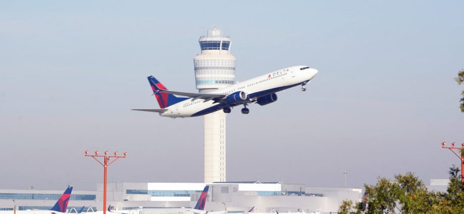 us-social-media-rules-for-tourists-could-have-‘chilling-effect’-on-travel