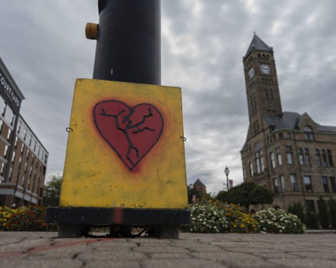 the-ohio-grandma-racing-to-help-haitian-families-as-deportations-near