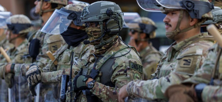 national-guard-troops-under-the-traitor’s-command-leave-l.a-before-court’s-deadline