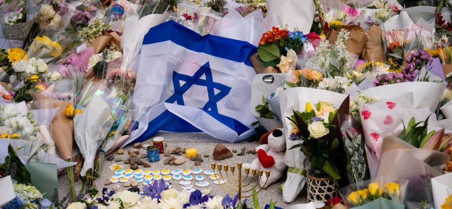 from-ancient-hatred-to-modern-violence:-antisemitism-rises-worldwide