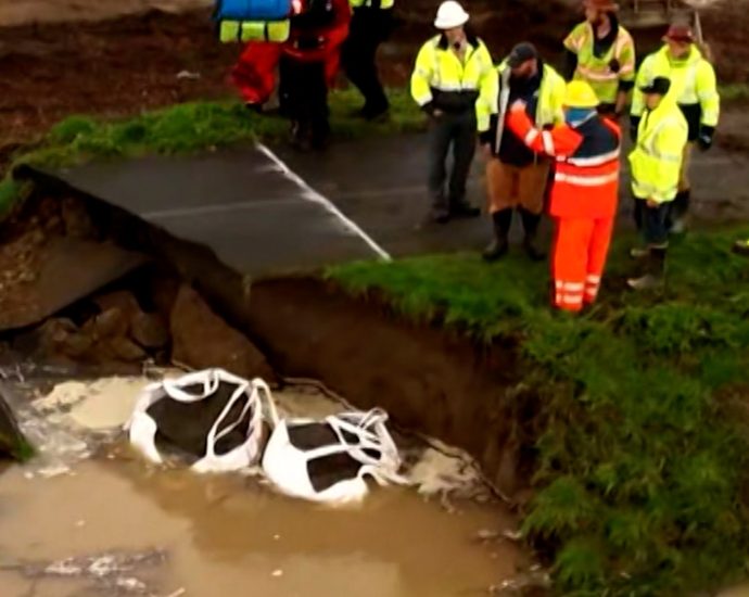 levee-failure-in-washington-state-causes-evacuations