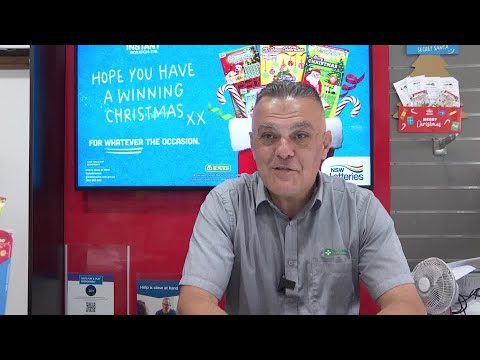 ‘just-a-normal-bloke’:-locals-on-‘hero’-who-tackled-bondi-gunman-|-reuters