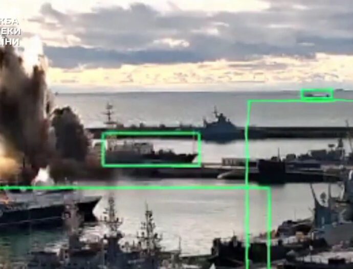 ukraine-achieves-“impossible”-at-russia’s-novorossiysk-port,-says-expert-after-drones-disabled-varshavyanka-class-submarine