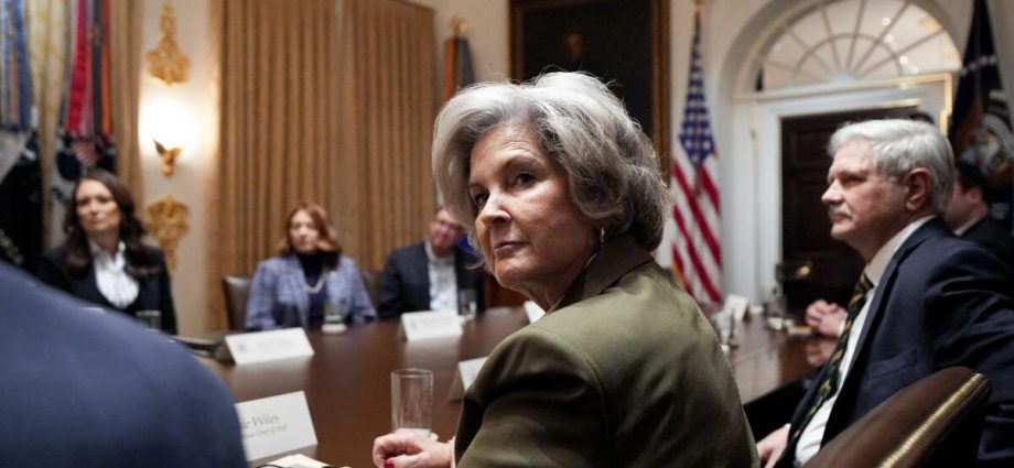 white-house-defends-chief-of-staff-wiles-after-tell-all-profile