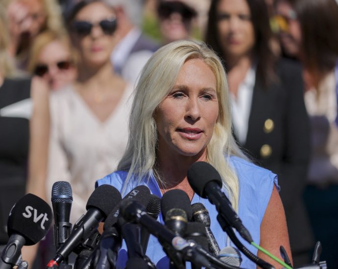 house-poised-to-vote-on-mtg-bill-criminalizing-trans-health-care