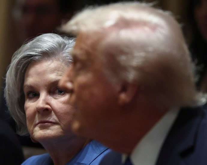 the-traitor-stands-by-chief-of-staff-after-shock-remarks-about-vance,-bondi,-musk