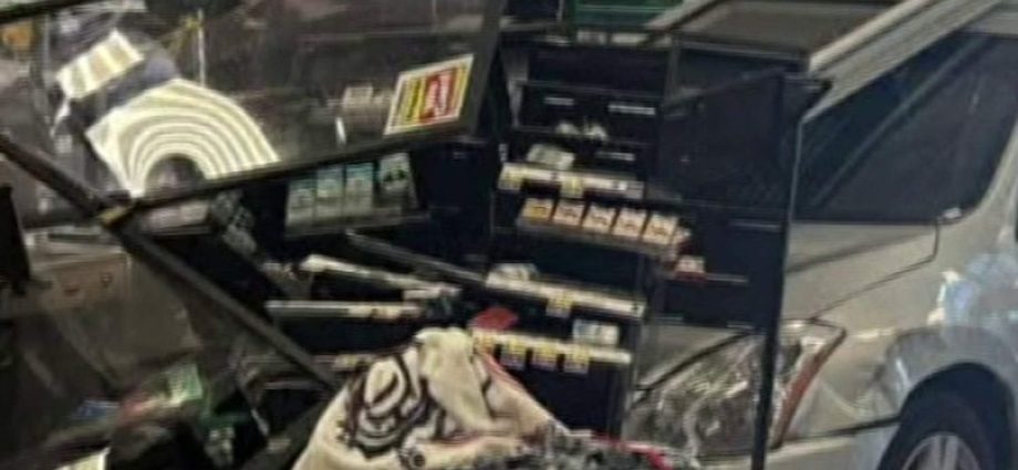 driver-slams-into-kroger-store-injuring-four-in-georgia