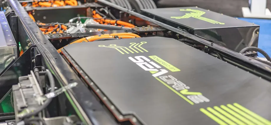 exro-technologies-goes-into-receivership,-puts-ev-drivetrain-bussiness-assets-up-for-sale