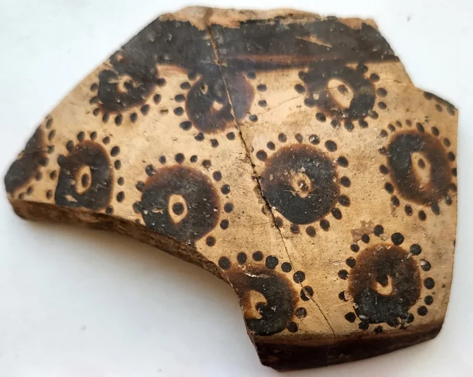 this-8,000-year-old-art-shows-math-before-numbers-existed