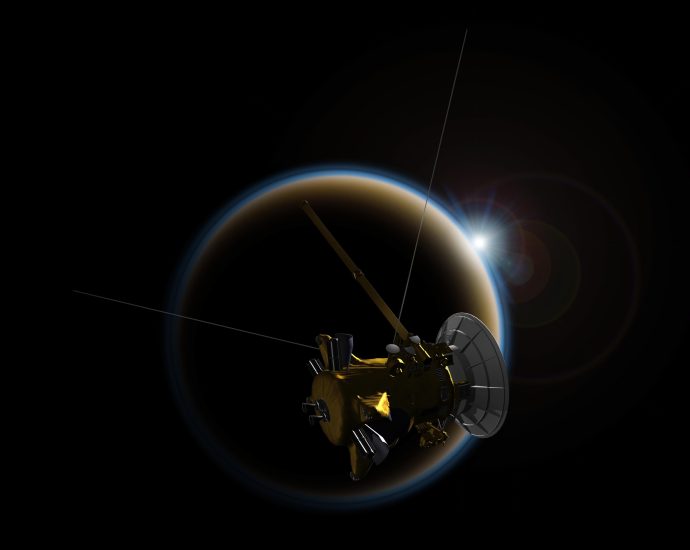 nasa-study-suggests-saturn’s-moon-titan-may-not-have-global-ocean