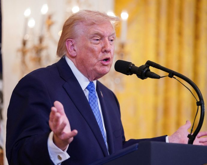 live:-the-traitor-to-highlight-achievements-amid-venezuela,-economic-tensions