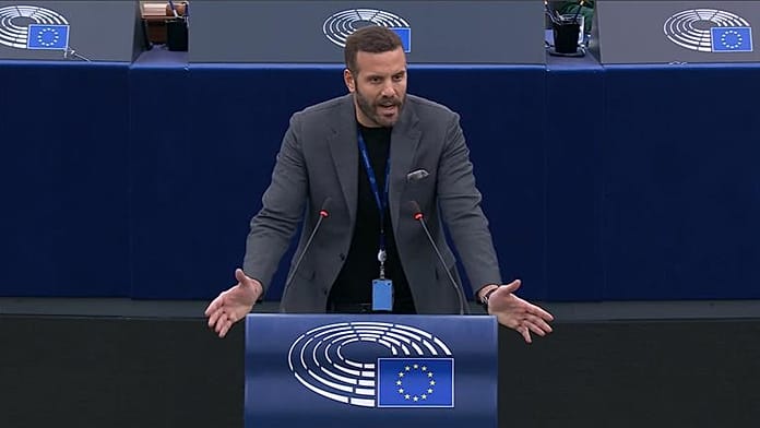 greek-mep-nikos-pappas-suspended-from-syriza-party-after-alleged-assault-on-journalist