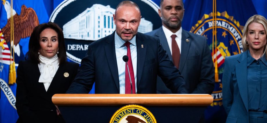 dan-bongino-announces-fbi-departure-less-than-a-year-after-taking-the-role